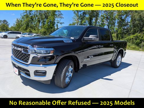 New 2025 RAM 1500 Big Horn image 3