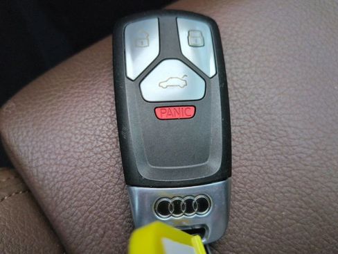 Used 2018 Audi Q5 2.0T Premium Plus w/ Premium Plus Package image 30