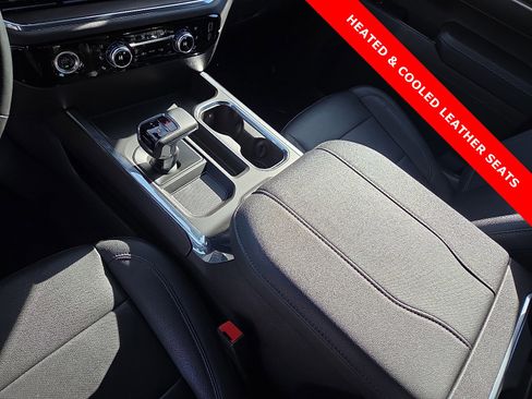 Used 2023 GMC Sierra 1500 SLT w/ SLT Premium Package image 25