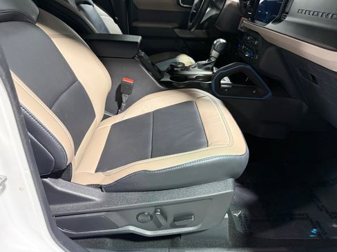 Used 2022 Ford Bronco Wildtrak AWD/4WD image 31