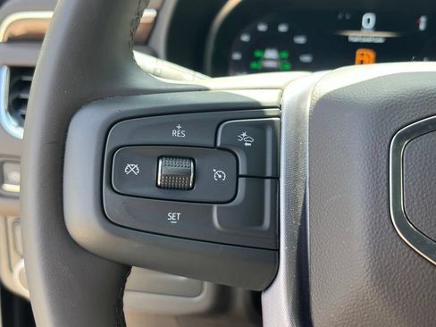 Used 2024 GMC Yukon SLE RWD image 20