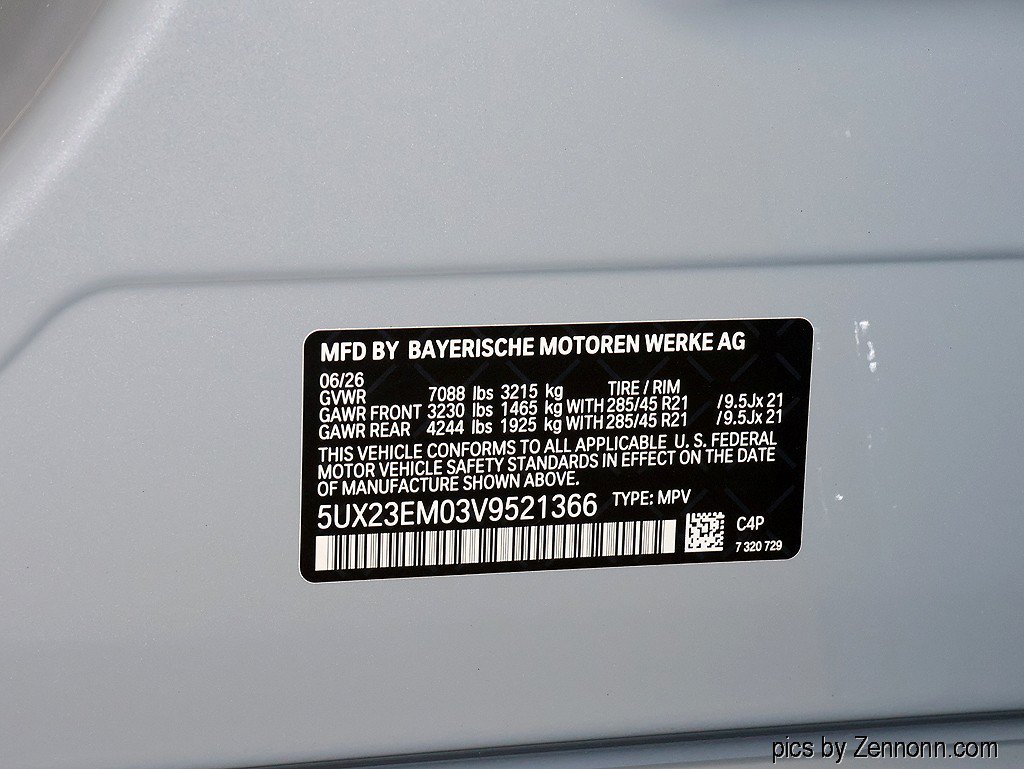 Used 2027 BMW X7 xDrive40i w/ M Sport Package AWD/4WD image 29