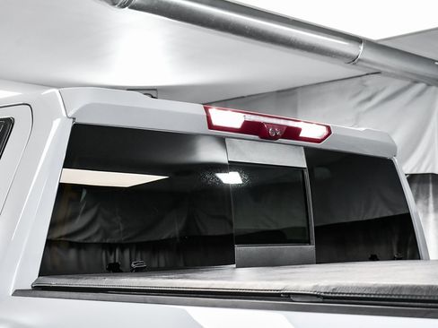 Used 2024 GMC Sierra 1500 AT4 w/ Technology Package image 93