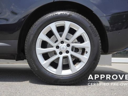 Used 2025 Land Rover Range Rover Sport SE AWD/4WD image 33