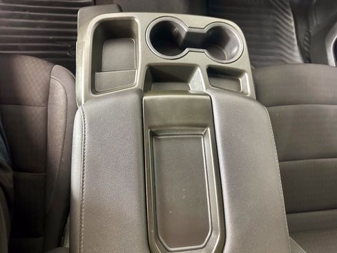 Used 2024 Chevrolet Silverado 2500 Custom w/ Custom Value Package AWD/4WD image 20