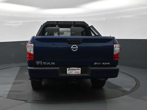Used 2021 Nissan Titan SV w/ Accessory Utility Package AWD/4WD image 9