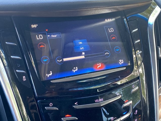 Used 2017 Cadillac Escalade ESV Luxury AWD/4WD image 23