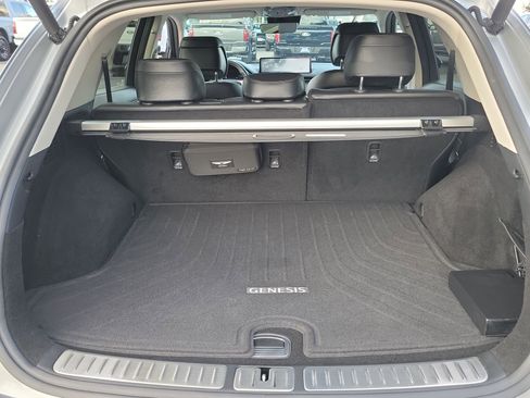 Certified 2024 Genesis GV70 2.5T w/ Select Package image 28