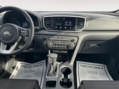 Used 2022 Kia Sportage LX w/ LX FWD Value Edition Package image 11