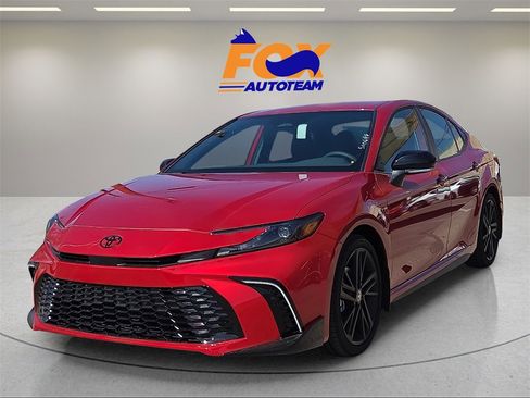 New 2026 Toyota Camry Hybrid image 1