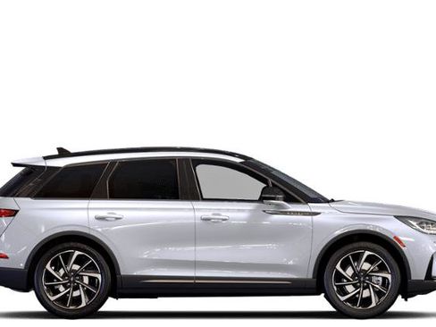 New 2026 Lincoln Corsair Reserve image 5