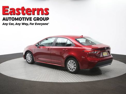 Used 2025 Toyota Corolla LE FWD image 63