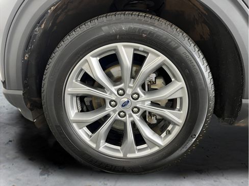 Used 2024 Ford Explorer Limited AWD/4WD image 26