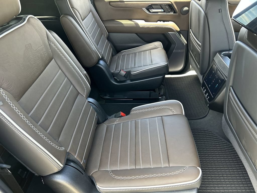 New 2026 GMC Yukon XL Denali Ultimate AWD/4WD image 28