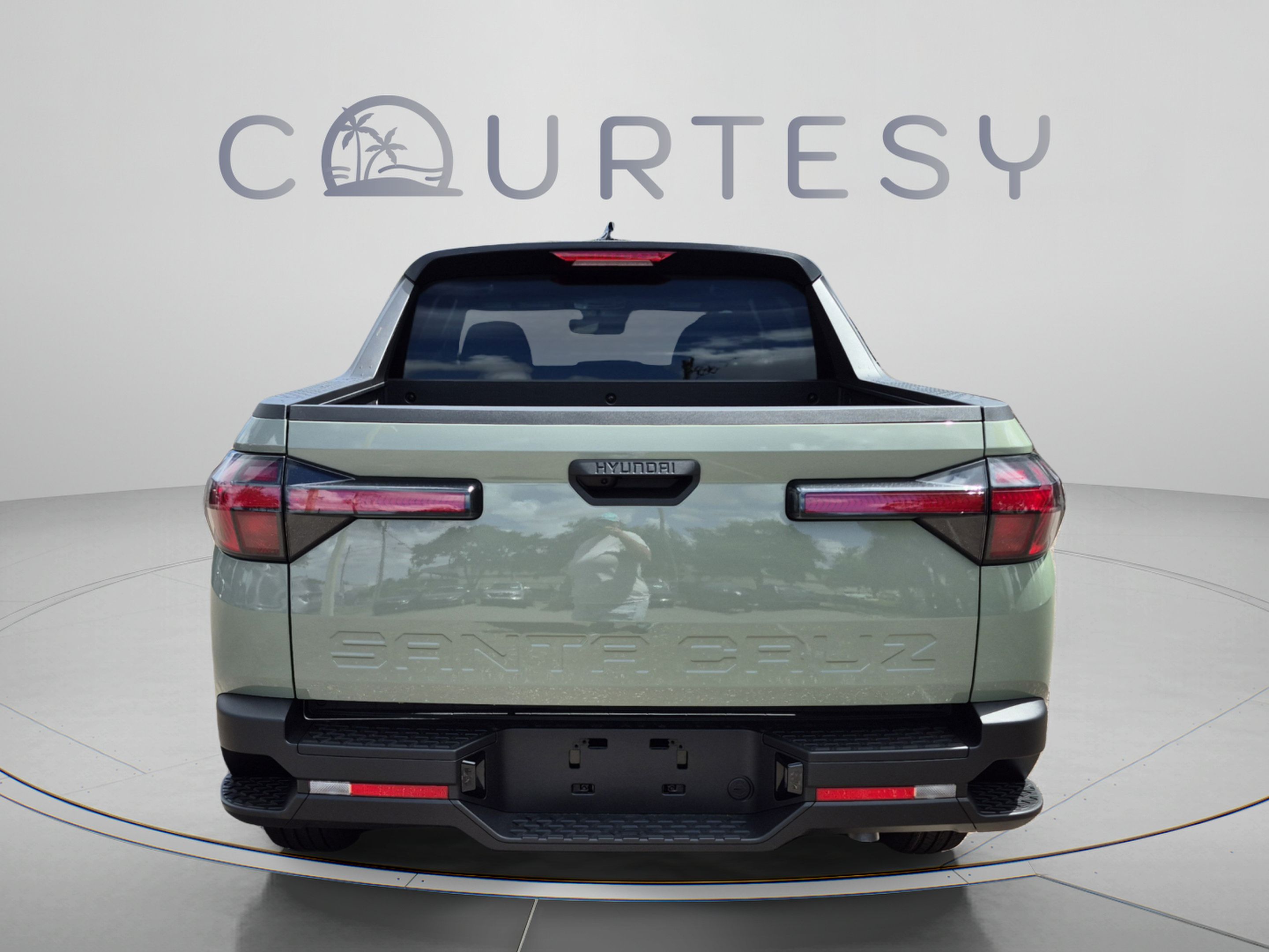 New 2027 Hyundai Santa Cruz SE FWD image 4