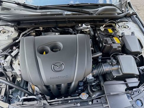 New 2026 MAZDA MAZDA3 s FWD image 32