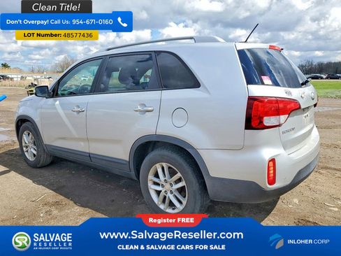 Used 2014 Kia Sorento LX image 3