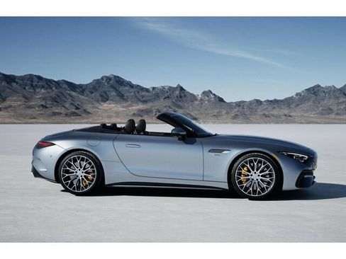 New 2026 Mercedes-Benz SL 63 AMG S e Performance 4MATIC image 16