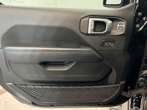 Used 2021 Jeep Wrangler Unlimited Rubicon 4xe w/ Steel Bumper Group image 14