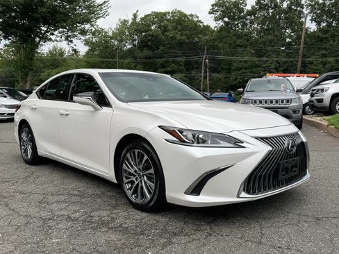 Used 2020 Lexus ES 350 w/ Premium Package FWD image 7
