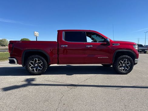 Used 2024 GMC Sierra 1500 SLT w/ SLT Premium Plus Package AWD/4WD image 8