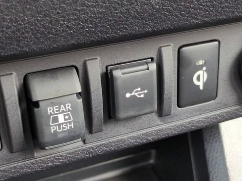 Used 2020 Toyota Tacoma TRD Sport RWD image 21