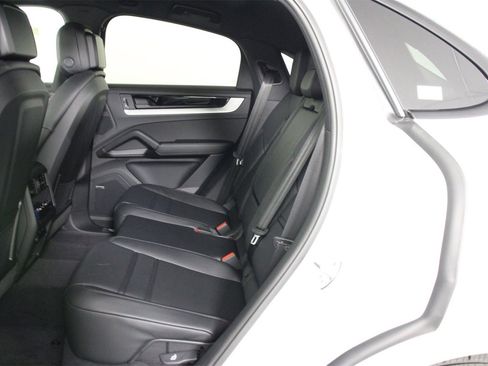 New 2026 Porsche Cayenne E-Hybrid image 18