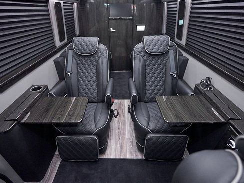 Used 2024 Mercedes-Benz Sprinter 3500 w/ Parking Package image 80