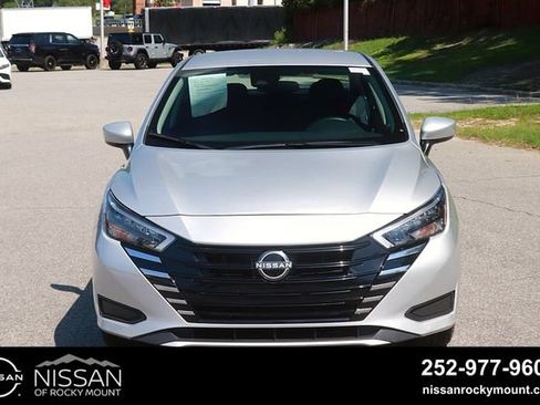 Certified 2025 Nissan Versa SV FWD image 2