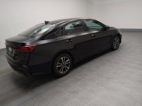 Used 2024 Kia Forte LXS image 10