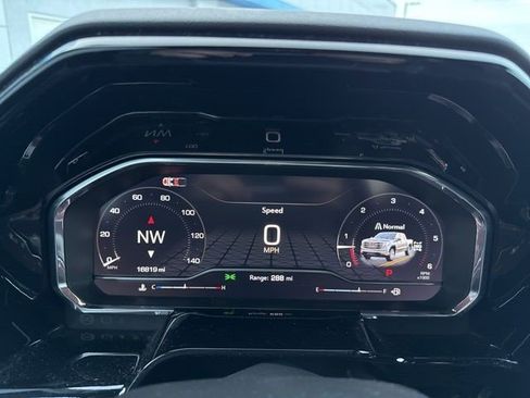 Certified 2024 GMC Sierra 1500 Elevation w/ Elevation Premium Package image 12