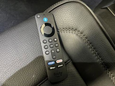 Used 2024 GMC Yukon XL Denali w/ Denali Reserve Package image 37