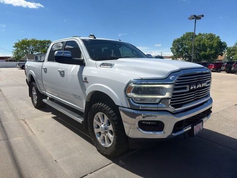 Used 2020 RAM 2500 Laramie AWD/4WD image 3