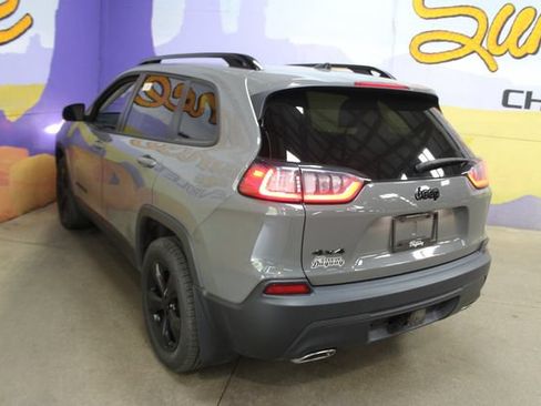Used 2022 Jeep Cherokee Latitude Lux w/ Sun & Sound Group AWD/4WD image 6