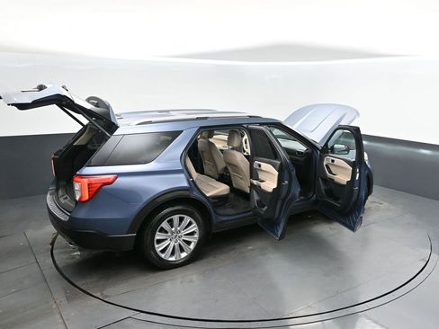 Used 2021 Ford Explorer Limited w/ Equipment Group 301A image 43