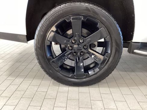 Used 2020 GMC Yukon SLT AWD/4WD image 26