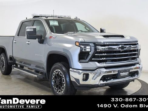 Used 2024 Chevrolet Silverado 3500 LTZ w/ LTZ Plus Package AWD/4WD image 1