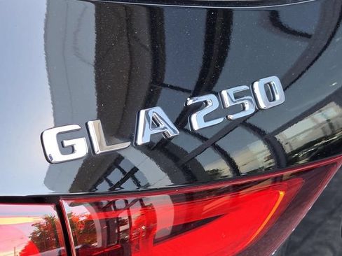 Used 2023 Mercedes-Benz GLA 250 image 32