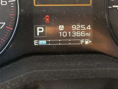 Used 2019 Subaru Crosstrek 2.0i Premium AWD/4WD image 9