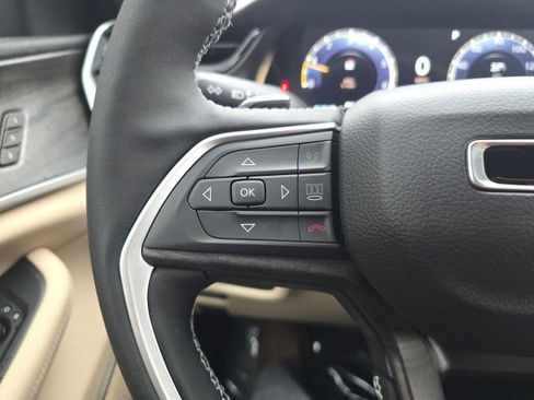 New 2026 Jeep Grand Cherokee Limited image 13