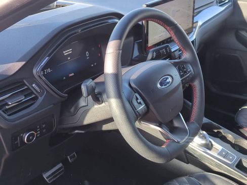 Used 2023 Ford Escape ST-Line Elite w/ Premium Technology Package image 10