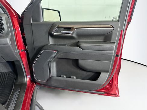 Used 2023 Chevrolet Silverado 1500 RST image 32