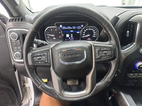 Used 2022 GMC Sierra 2500 Denali w/ Denali Ultimate Package AWD/4WD image 11