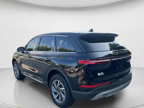 Used 2025 Lincoln Corsair FWD image 7