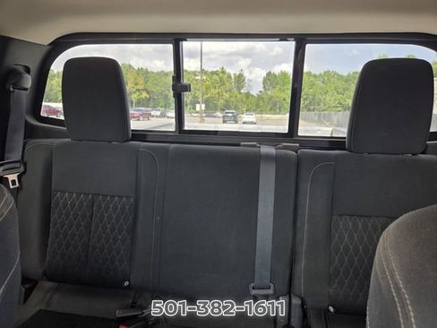 Used 2017 Nissan Titan SV AWD/4WD image 13