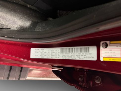 Used 2019 RAM 1500 Laramie AWD/4WD image 39