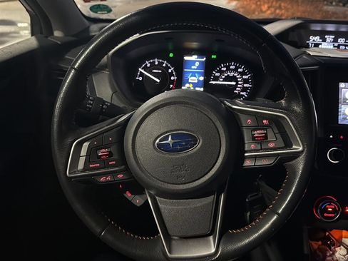 Used 2022 Subaru Crosstrek 2.0i Premium image 5