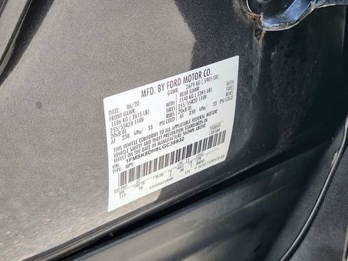 Certified 2020 Ford Explorer XLT w/ Equipment Group 202A AWD/4WD image 37