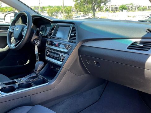 Used 2019 Hyundai Sonata SE image 22