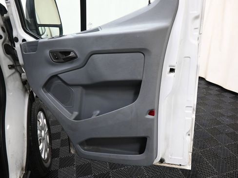 Used 2015 Ford Transit 150 130 Low Roof RWD image 17